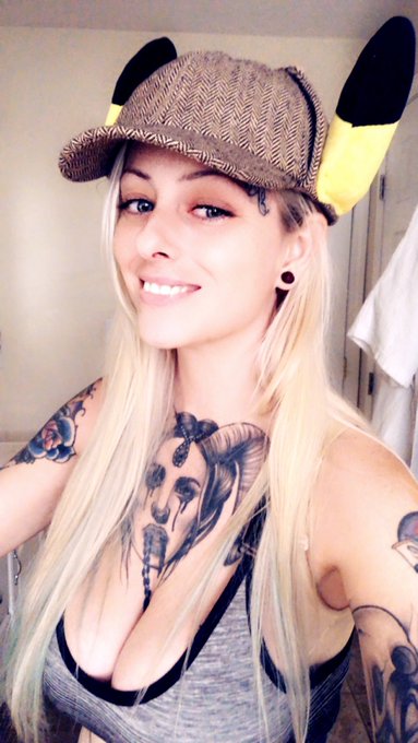 The amount of birthday gifts you guys hooked me up with is insane. I feel soo fucking lucky/loved/spoiled<a href="/tag/newprofilepic"class="tags"><span>#newprofilepic</span></a>