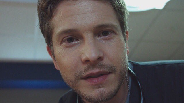 bestofconic's tweet photo. “if you're looking for approval, you chose the wrong path in life. do your job, and you do it well, and that's it.” #theresident https://t.co/gJ69ndYl8I