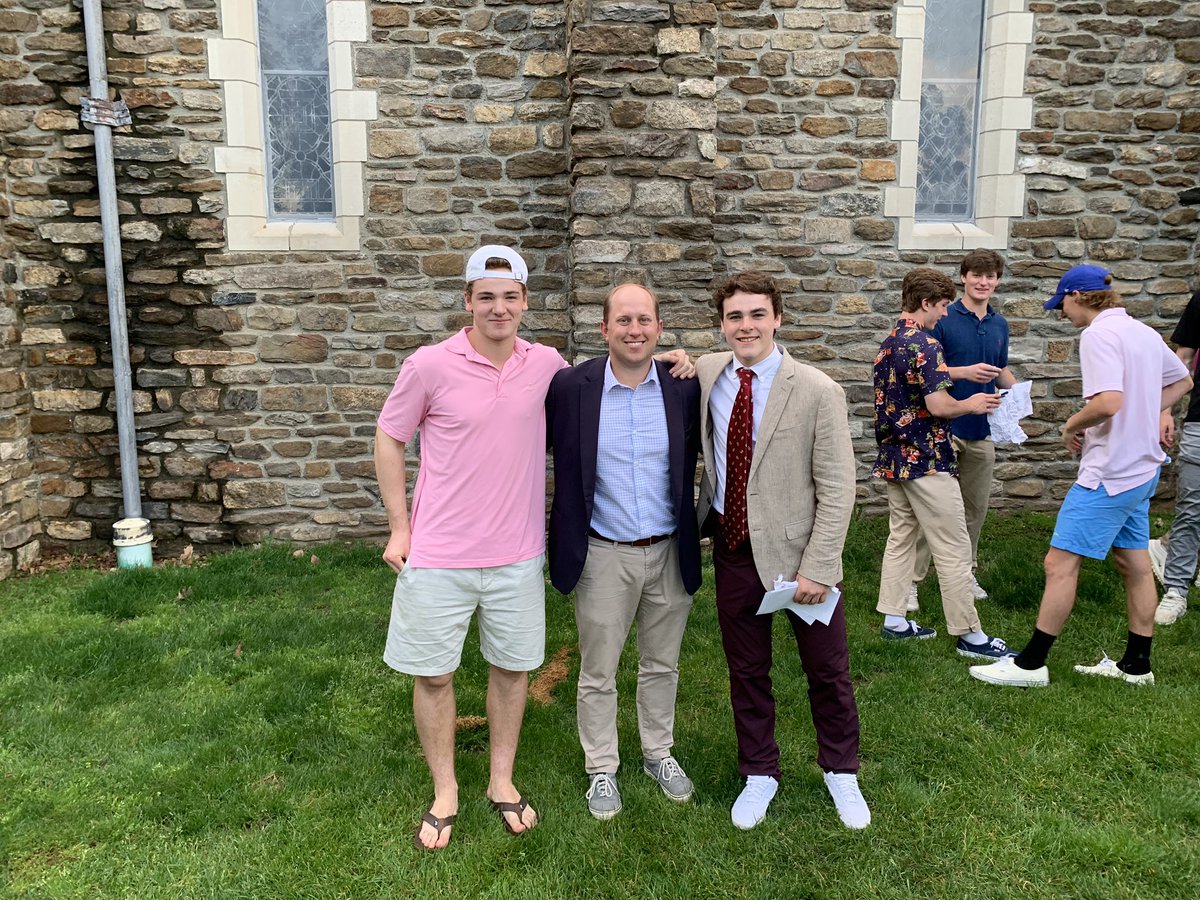 KentPuck's tweet photo. Congrats to 2020 captain @aidancobb16 and assistant captain @jonas_passante on being tapped as Senior Council members for the class of 2020. Joined in this picture with graduating captains and Senior Council members @alexgiummo and @Colincobb9 https://t.co/jLe1ZaotHX