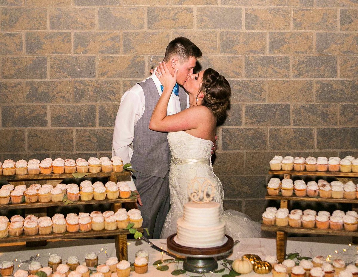 Shullbee1021's tweet photo. Seven months of being 
married to you 🤟🏻 https://t.co/bavUTYSTv6