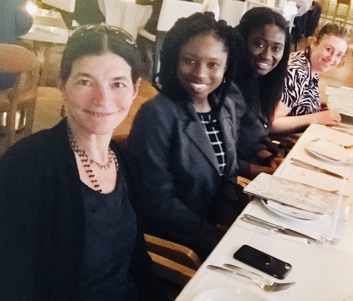 NYSAFP's tweet image. Proud to represent at #FMAS19 @aafp @NYSAFP #FMinNY #wearefamilymedicine #whatadoctorlookslike #medicineisasocialjusticeissue