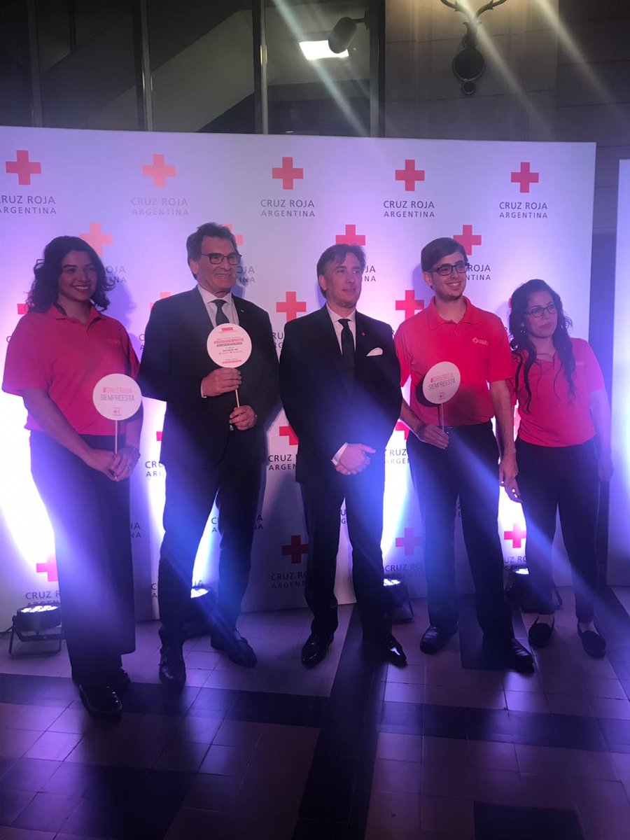 clauavruj's tweet photo. Presente en el acto inaugural de la XXI Conferencia Interamericana de la Cruz Roja “Liderazgo y visión humanitaria” en @elCCKoficial y orgulloso de acompañar a @CruzRojaArg por su labor solidaria permanente. #CruzRojaSiempreEstá #ConferenciaCruzRoja https://t.co/Z8JQJBsaUk