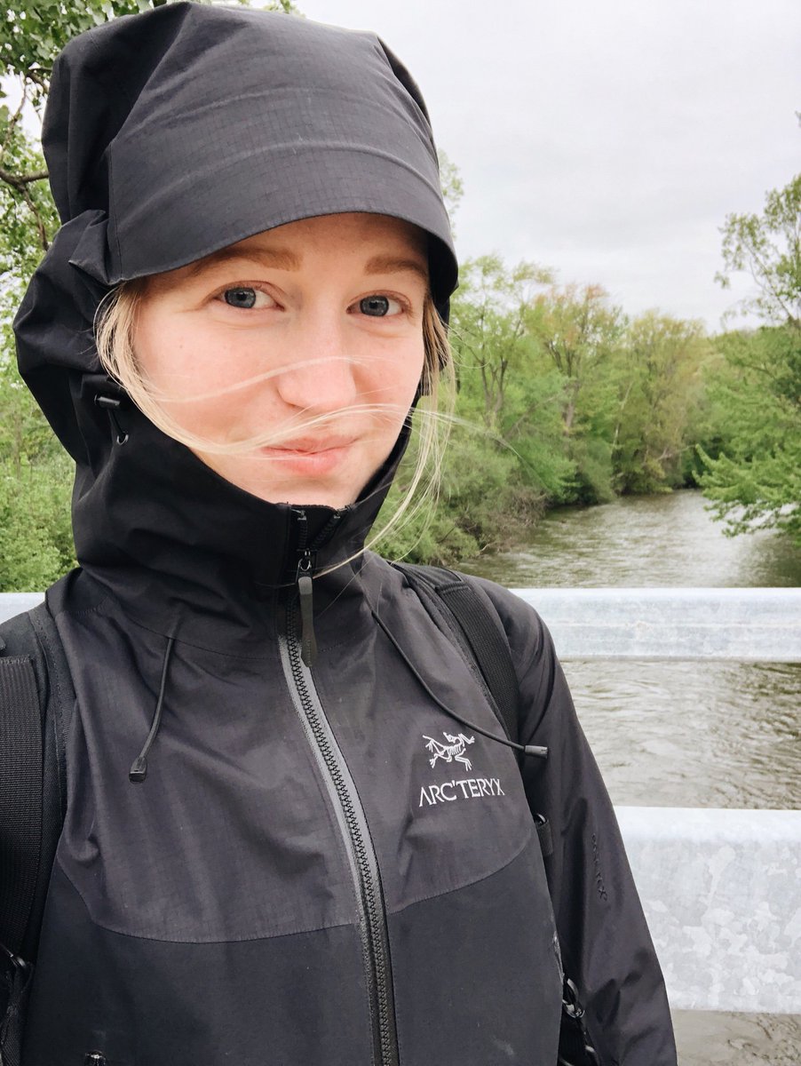 racheltmoeckel's tweet photo. Walked home from work for the first time ever, thanks to encouragement from @getdowntown! Can’t say it was the best weather (somewhat cold, decently windy), but I enjoyed taking things slower and being in nature. Now I know it’s an option! #WalkToWorkA2 #COMMUTEANDWIN https://t.co/zmKuViVDjN