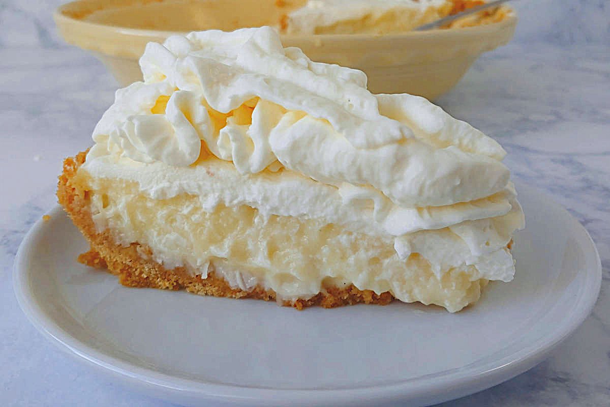 kitchenthyme1's tweet photo. Coconut Cream Pie from Foods I Like!
Get the recipe: https://t.co/mSCDudM7yf https://t.co/kWJe0E4O9W