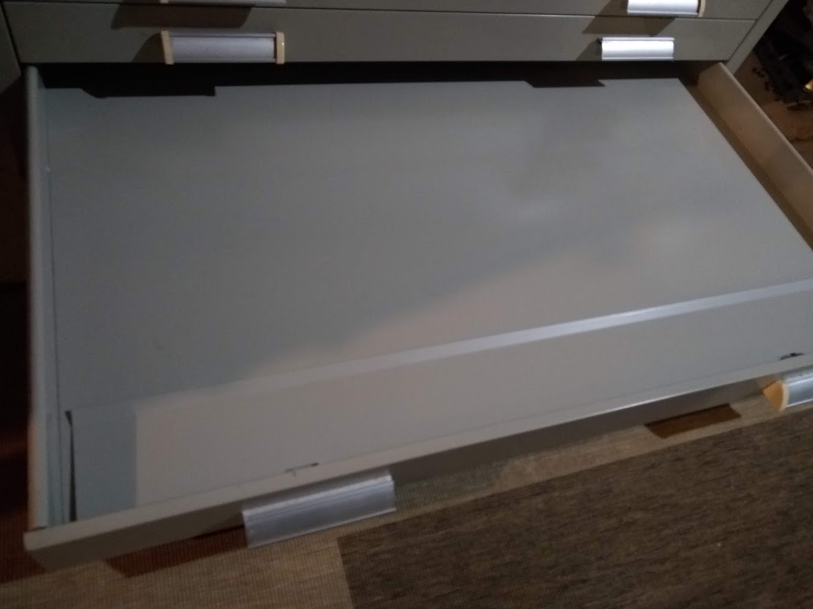 elephanteater's tweet photo. ATTN: LANSING, MI
I'm selling my industrial flat files from the San Diego Union Tribune. I hate to see them go, but need to free-up some space. Priced to move.  Please share.  https://t.co/9Yp5OwvYAV https://t.co/NO861R8Dsu