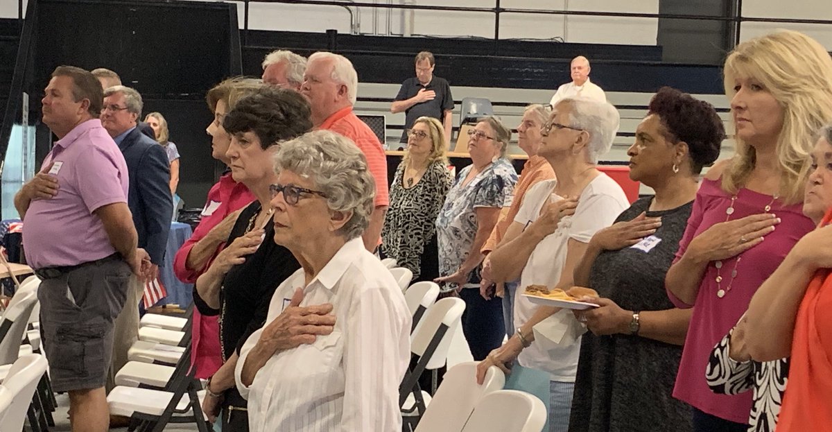 AndyBeshearKY's tweet photo. I have deep family roots in western Kentucky & every time I stop by it always feels like home. Thank you to our volunteers and supporters in Muhlenberg County for an amazing end to our #TalkVsAction tour. Let’s get to the polls tomorrow! #KYGov https://t.co/cUcYFAy32w