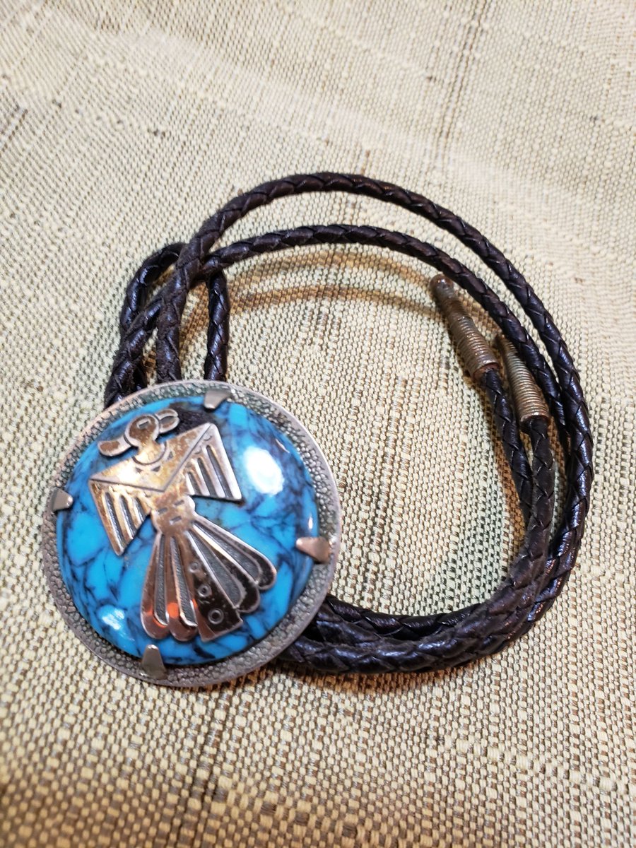 atticesoterica's tweet photo. Vintage Bell Nickel Silver Thunderbird Bolo Nickel Silver Neck Tie Western Men's Wear https://t.co/dO1h6azFGK #Vintage #AtticEsoterica #Etsy #BoloSlide https://t.co/cLq60xvWVm