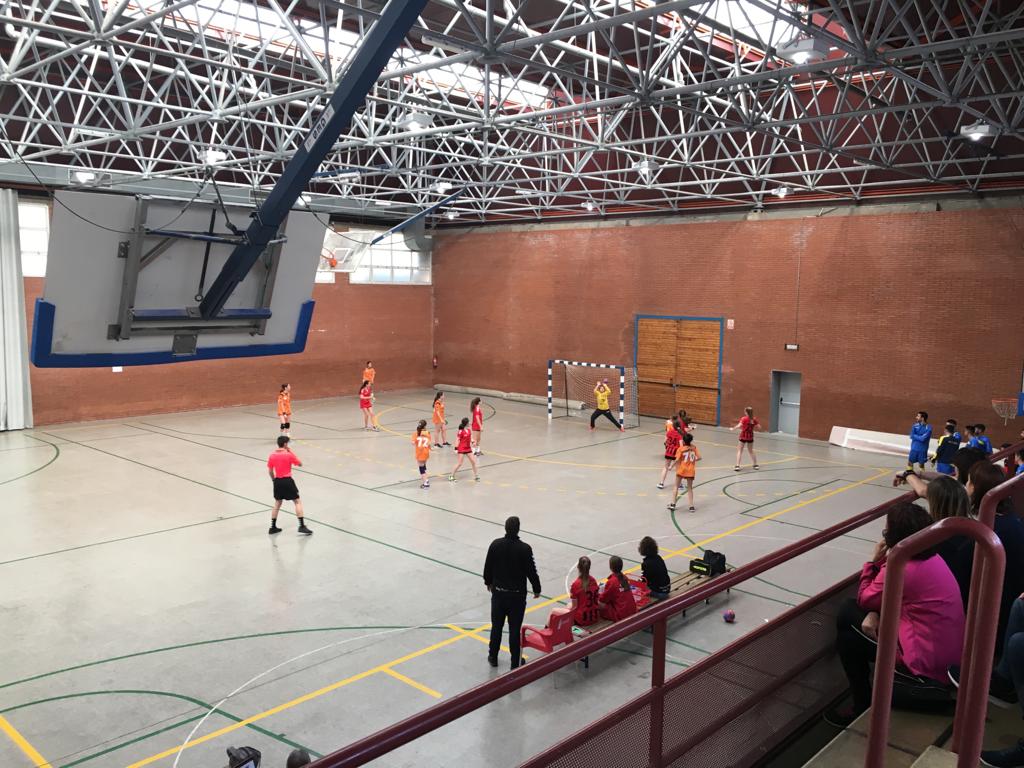 hstcugat's tweet photo. #CopaFed Infantil femení
@CHSantAndreu 11- 6 Infantil negre
L'equip entrenat per Àlex Ortega perd en un mal partit per part dels 2 equips i amb un marcador molt curt. Les locals han sapigut entrar al partit la 2a part, però no així les visitants.
A recuperar-se!
#SantCugat #HSC https://t.co/3Vr2X7ech2