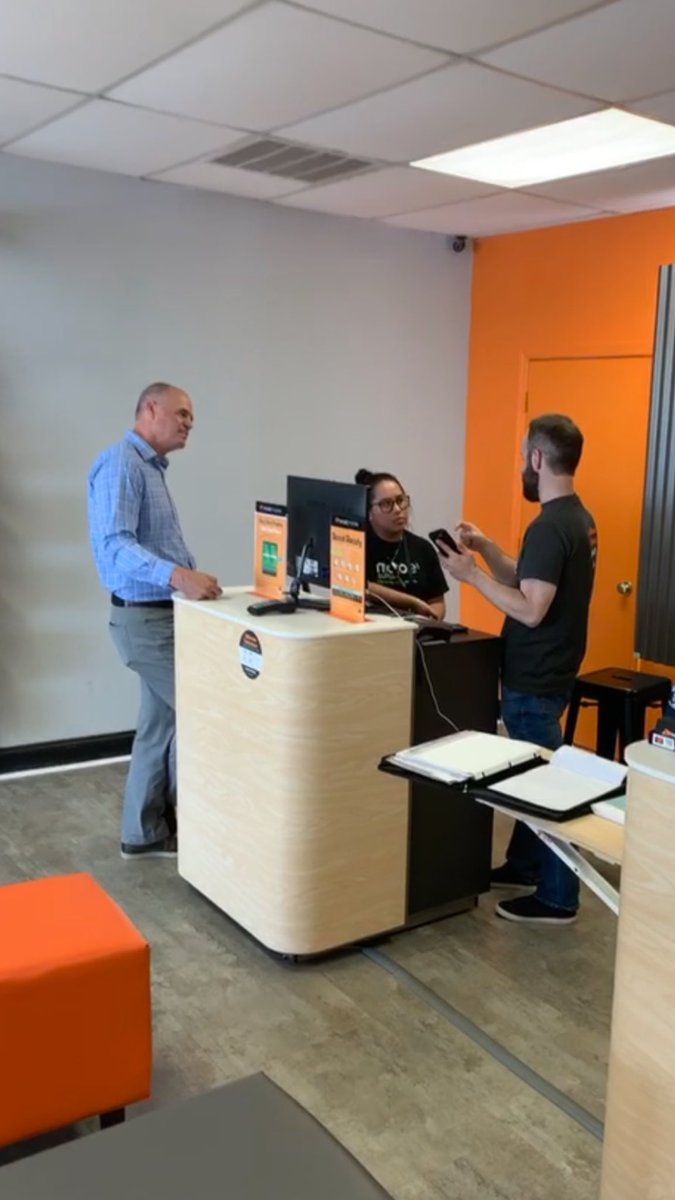 Enjoyed having Brightstar SVP Clay Bodranek out in stores with superstar #SPGMarkShepherd &amp; me to meet up with some of our awesome ATL partners!! <a href="/HumanCap1/">Mark Clare</a> <a href="/Tmastincollie/">T. Collie</a> <a href="/mschwager3/">Michael Schwager</a> <a href="/BrightstarDP/">BrightstarDP</a> @BDP_Pete