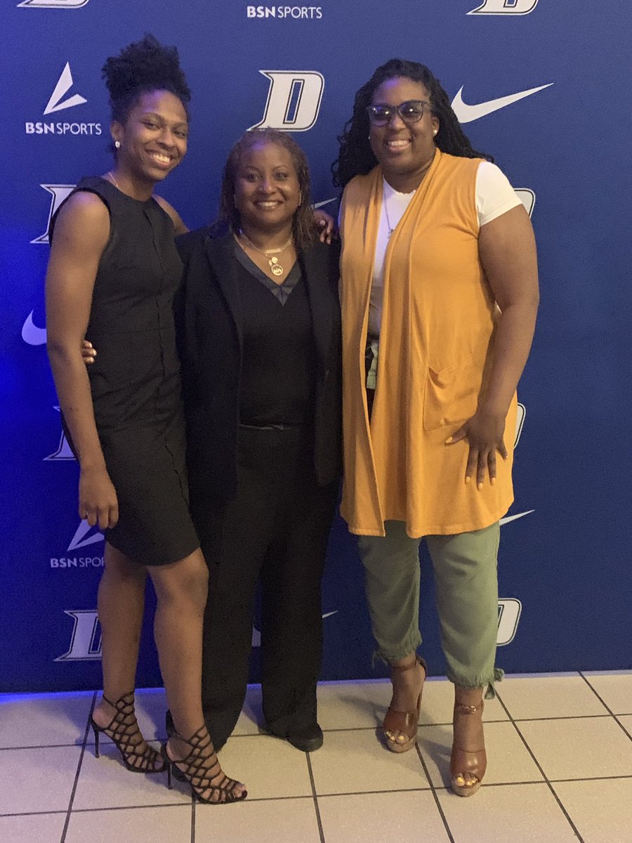 LoDxne's tweet photo. #BestOfBlue @dreherathletics @drehergirls ๐๐ค๐ https://t.co/PvsLo9t8gz