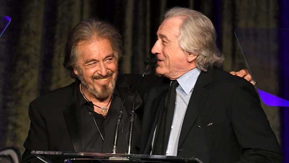 THR's tweet photo. Al Pacino gets honored (and teased) by Robert De Niro at the inaugural #AmericanIconAwards https://t.co/zoKmMTXe01 @AwardsIcon https://t.co/H6lfp2fvmp