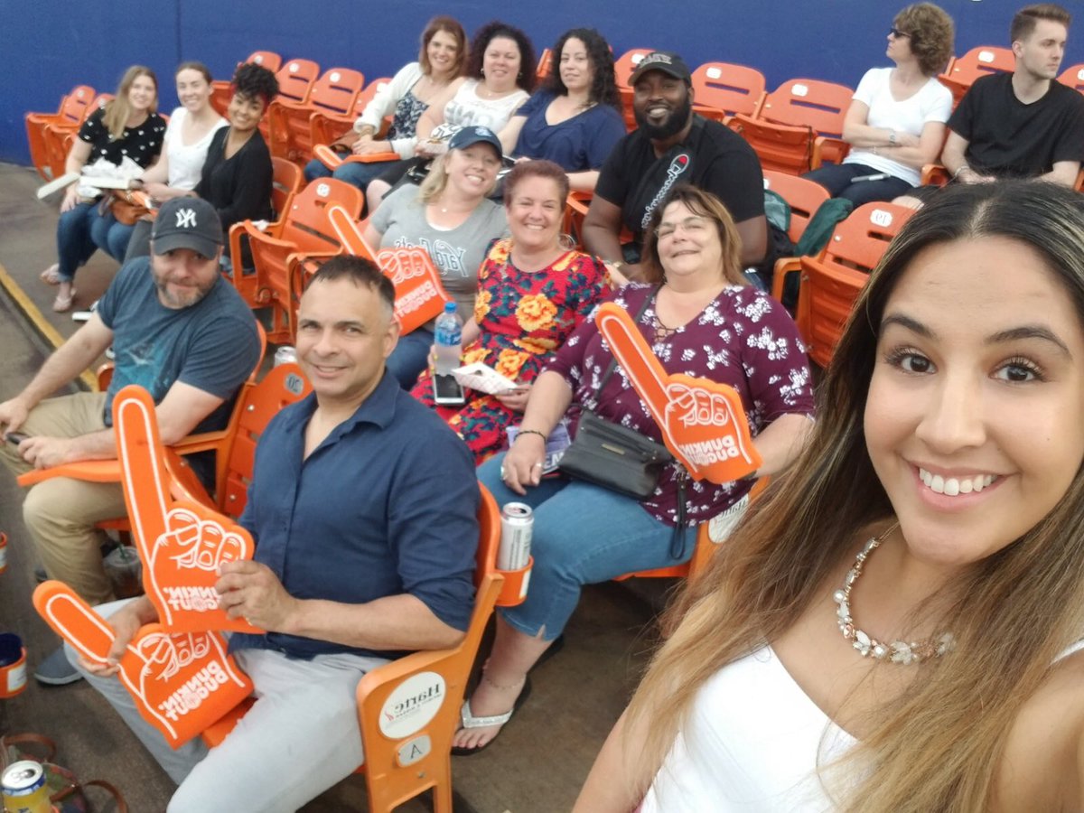 We rockin the #DunkinDugout <a href="/GoYardGoats/">Hartford Yard Goats</a>