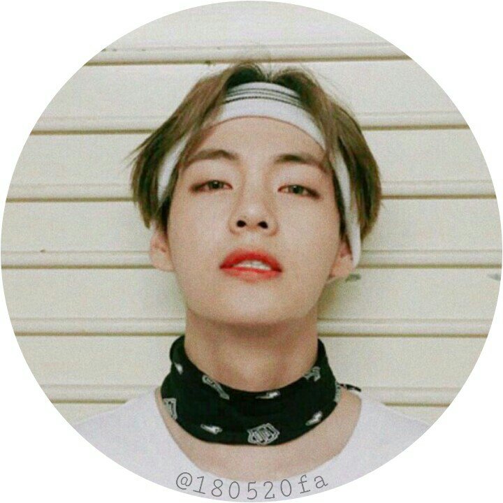 180520fa's tweet photo. Layout de Taehyung ❤️
#taehyung #BTS
#layout #layoutbts
@BTS_twt https://t.co/ZSFyvG2ugX