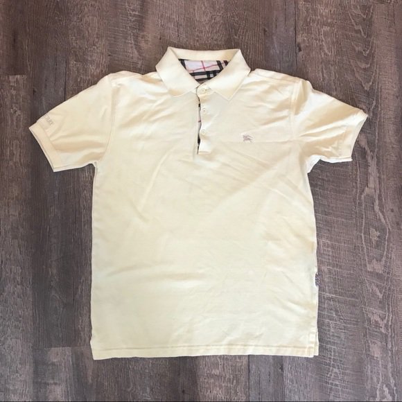 MJEngelman's tweet photo. So good I had to share! Check out all the items I'm loving on @Poshmarkapp #poshmark #fashion #style #shopmycloset #burberry #lillypulitzer #coach: https://t.co/MdTzFaKk76 https://t.co/CGTkBHwn8l
