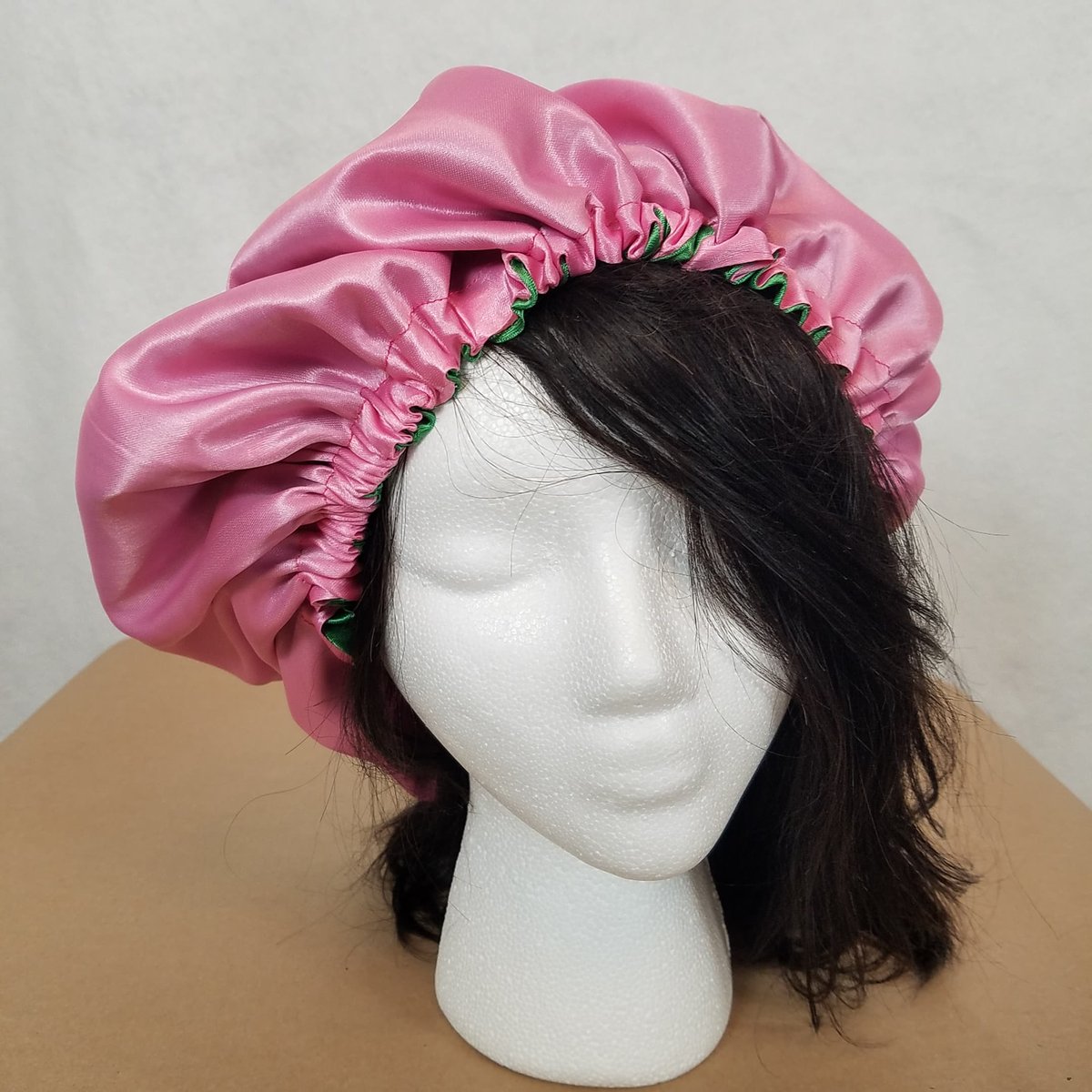 CreativeBlessn's tweet photo. NEW ITEMS ALERT!!! Handmade Soaps and Satin Bonnets - https://t.co/LjCJRCx7h1 #CreativeBlessingsBathandBody #handmadesoap #handmadebonnet #satinbonnet #haircare https://t.co/SQShB1fFGd