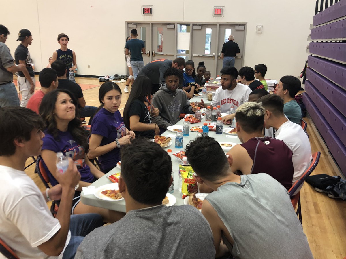 EastlakeFCA's tweet image. Ended our Year in FCA in fine fashion tonight. So proud of our leaders and their growth this year way to finish #FCASTRONG