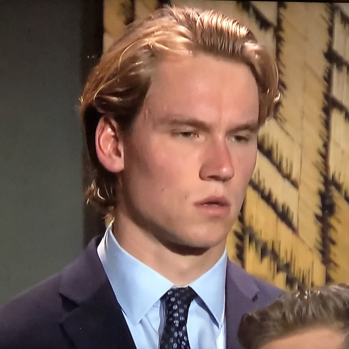 When you notice the subtle off-white coloring and tasteful thickness of Paul Allen’s card