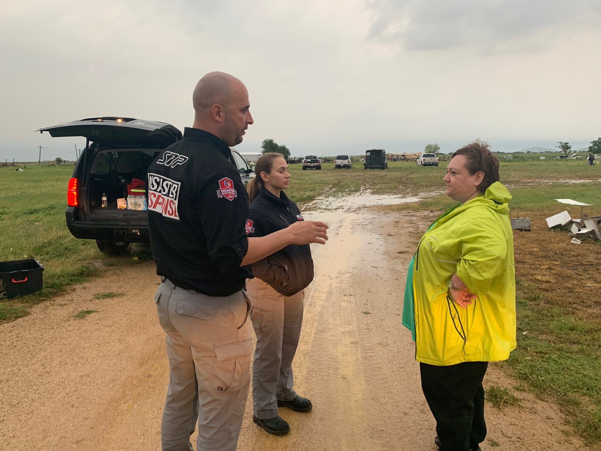 ResponsePartner's tweet photo. SRP’s Critical Response Team assessing damage caused by a massive #tornado in Magnum, Oklahoma. The team was boots on the ground minutes after impact. #WhenResponseTimeMatters #SRP24 #StrategicResponsePartners #DisasterResponse #AlwaysBeReady #SavingLivesAndProperty https://t.co/wtUHSSg7x5