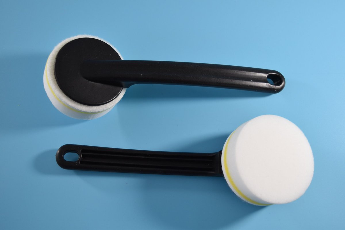 Joannaderun's tweet photo. Brush of melamine sponge. Cleaning for boat, kitchen, sink, bathroom etc. Welcome inquiry: joanna@druntech.com #melaminesponge 
#cleaning https://t.co/kbRZwWlsXk