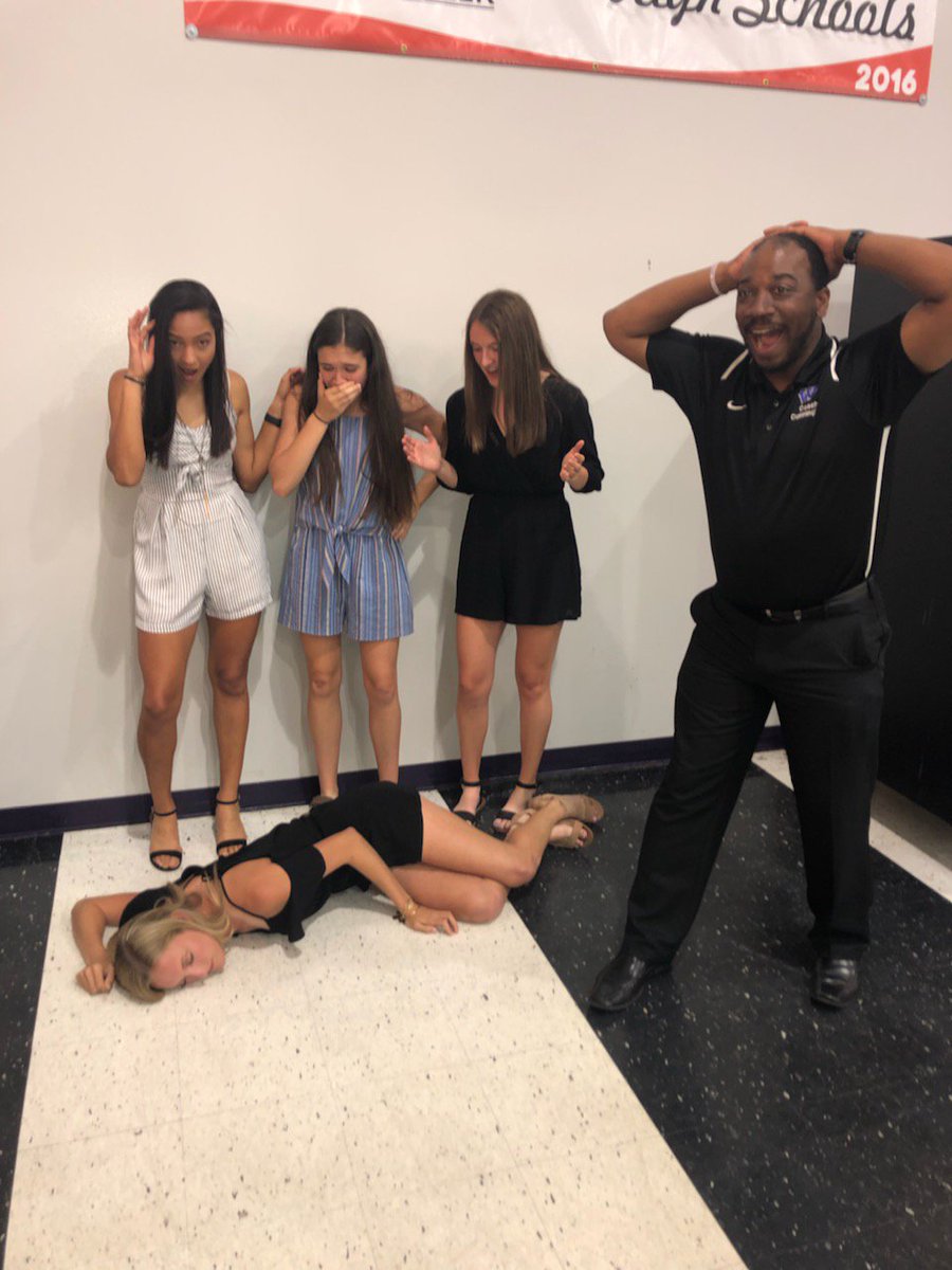 FZWTrack's tweet photo. #SectionalLife
Why Y'all gotta stress us out and make it all dramatic. 
Coaches be get'n older n can't handle that https://t.co/MAVp1zxp41