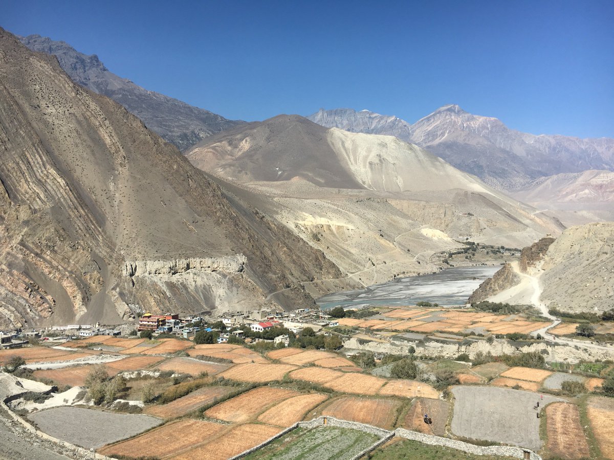 TreksAnnapurna's tweet photo. Let's explore together the Buddhist hidden valley of #Upper_Mustang of Nepal
Be in a unique place where you were not before and make a wonderful memory...
https://t.co/Ufwje4XPFt https://t.co/2kSHyDntku