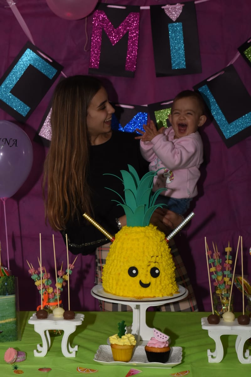 TamiTarandetti's tweet photo. Que feliz me haces, cuanto amor que tengo hacia vos. Gracias por llegar a mi vida de repente y mejorar mi día a día. Te amo más que a nada en este mundo hija. https://t.co/Eh6kaWJexd