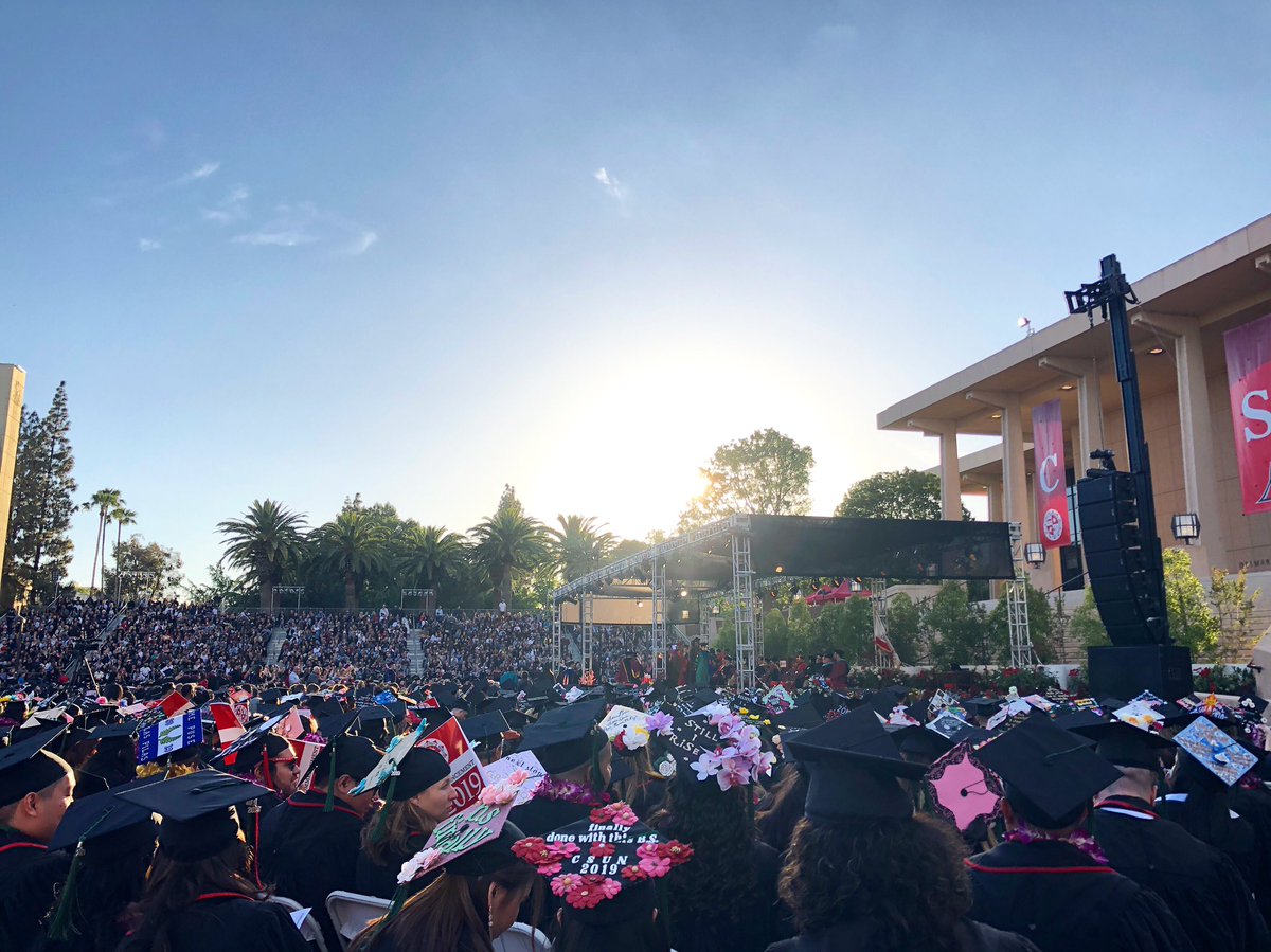 csunorthridge's tweet photo. Thatβs a wrap on #CSUNgrad19 commencement ceremonies. Congratulations to all graduating Matadors! πβ€οΈπ€ https://t.co/P7GvzRyMk5