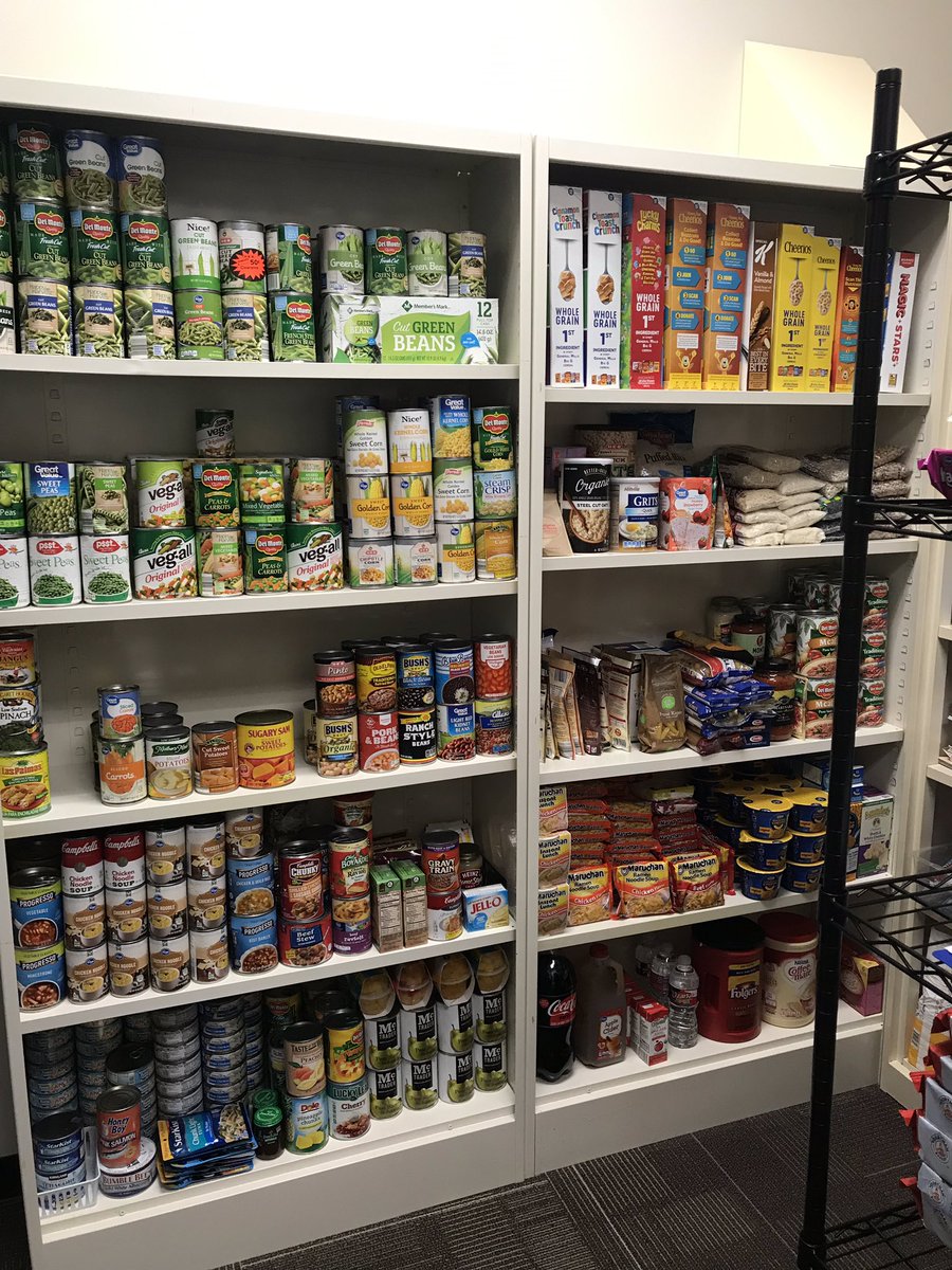 AVPDOSiliana's tweet photo. Our #HawkPantry looks great!! Thank you to @UHCLSGA and all those who donated to the drive this past Spring! #UHCL #HawkPride A huge thank you to Matt Perry for helping get it all organized! https://t.co/Ys7LKnR5PP