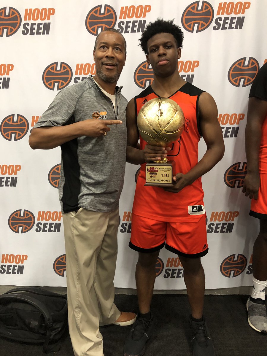 CoachDByrd's tweet image. I had the chance to 👀 over the weekend @hoopseen 2019 Bob #Gibbons my former player Cameron Johnson G 2022 led all scorers in the 15U Championship game with 19 points (5 @ 3 pointers) Cam had a very productive weekend helping lead @gameeliteBIG5 2 capture the Championship 💪🏿🏀🔥