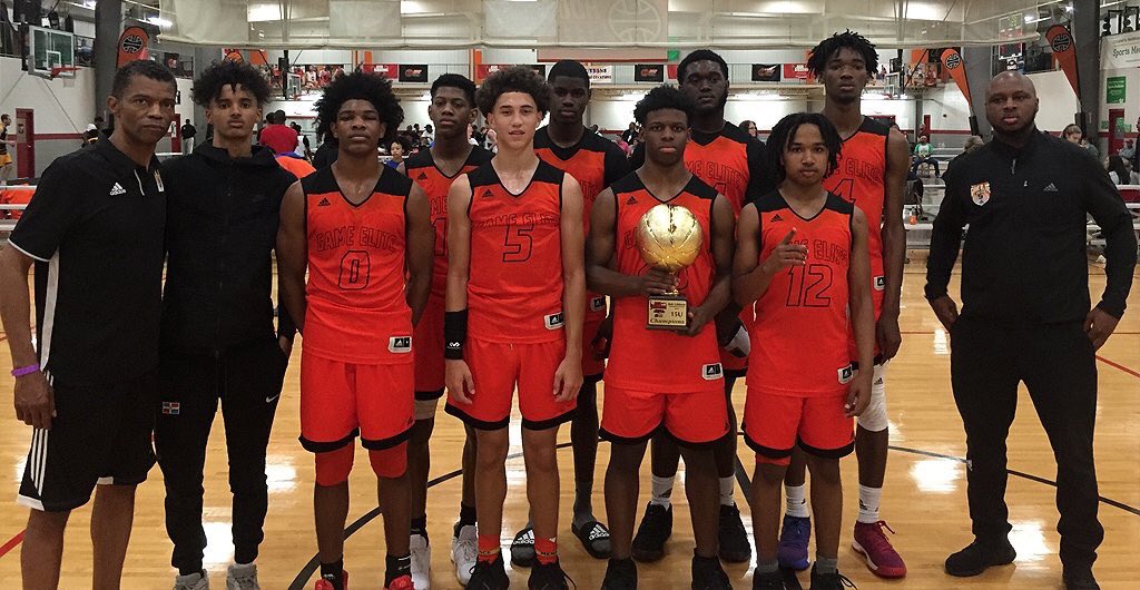 CoachDByrd's tweet image. I had the chance to 👀 over the weekend @hoopseen 2019 Bob #Gibbons my former player Cameron Johnson G 2022 led all scorers in the 15U Championship game with 19 points (5 @ 3 pointers) Cam had a very productive weekend helping lead @gameeliteBIG5 2 capture the Championship 💪🏿🏀🔥