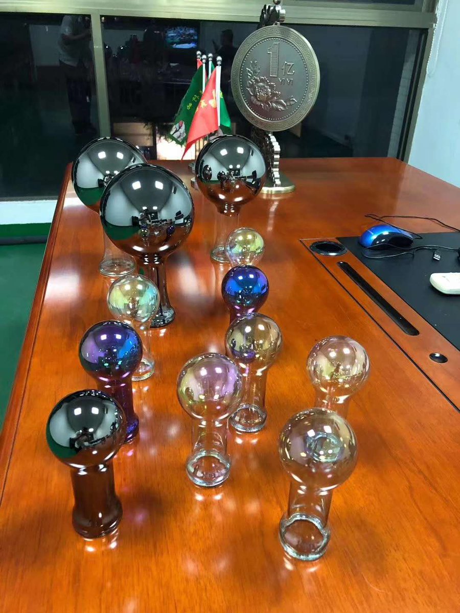 foxinzk's tweet image. Glass vacuum surface gray 3:7 points transparent vacuum color 5:5 points transparent ceramic cup surface vacuum plating treatment 😃😃