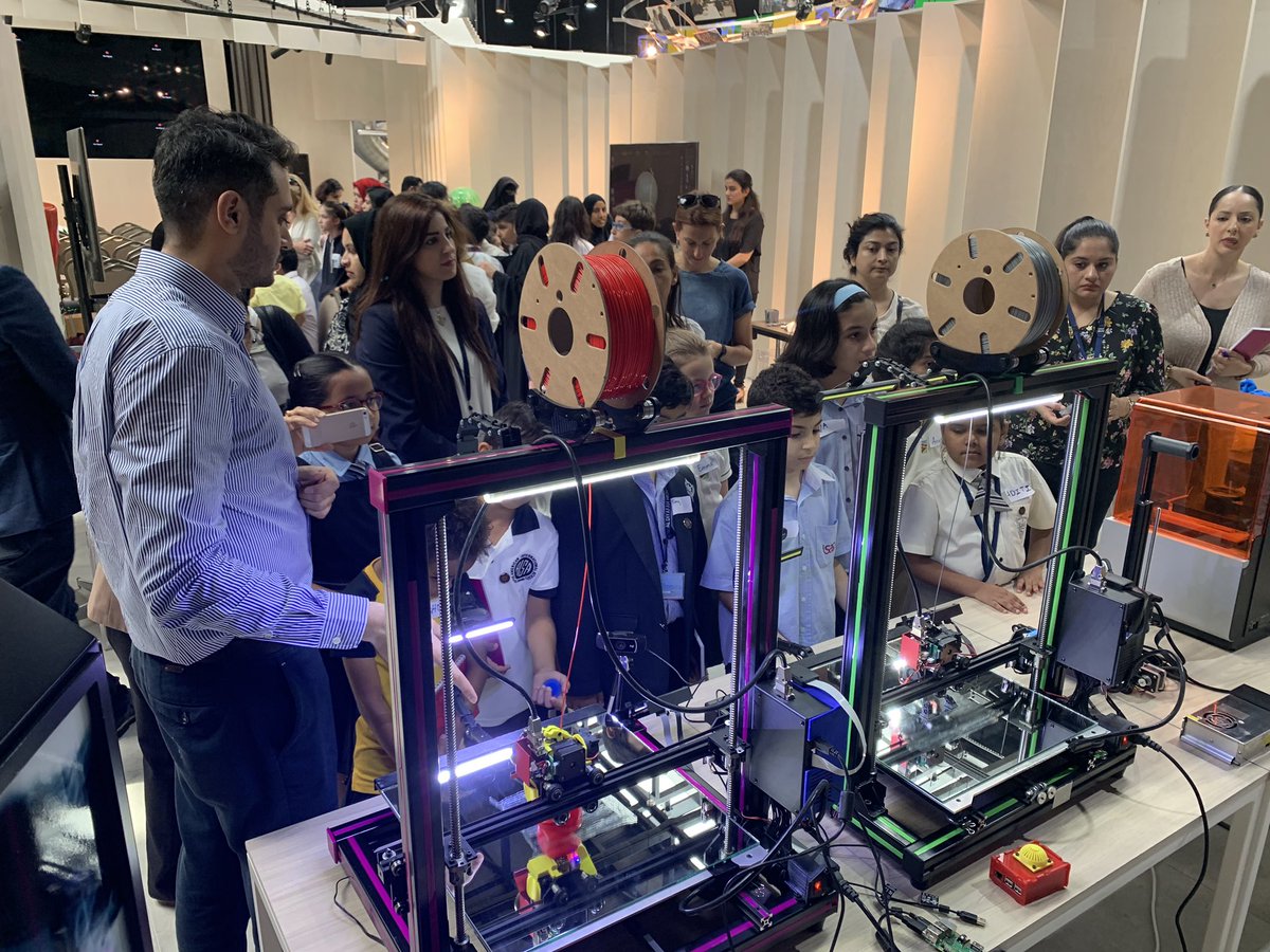 GISPYPG3's tweet image. GCS Young Innovators finalists were truly honored to sign over their prototype “Helifilter” to @expo2020dubai where it will be further developed and enhanced. Created to clean plastic from the ocean, the finished design will be displayed at the Expo Visitor’s Centre!
