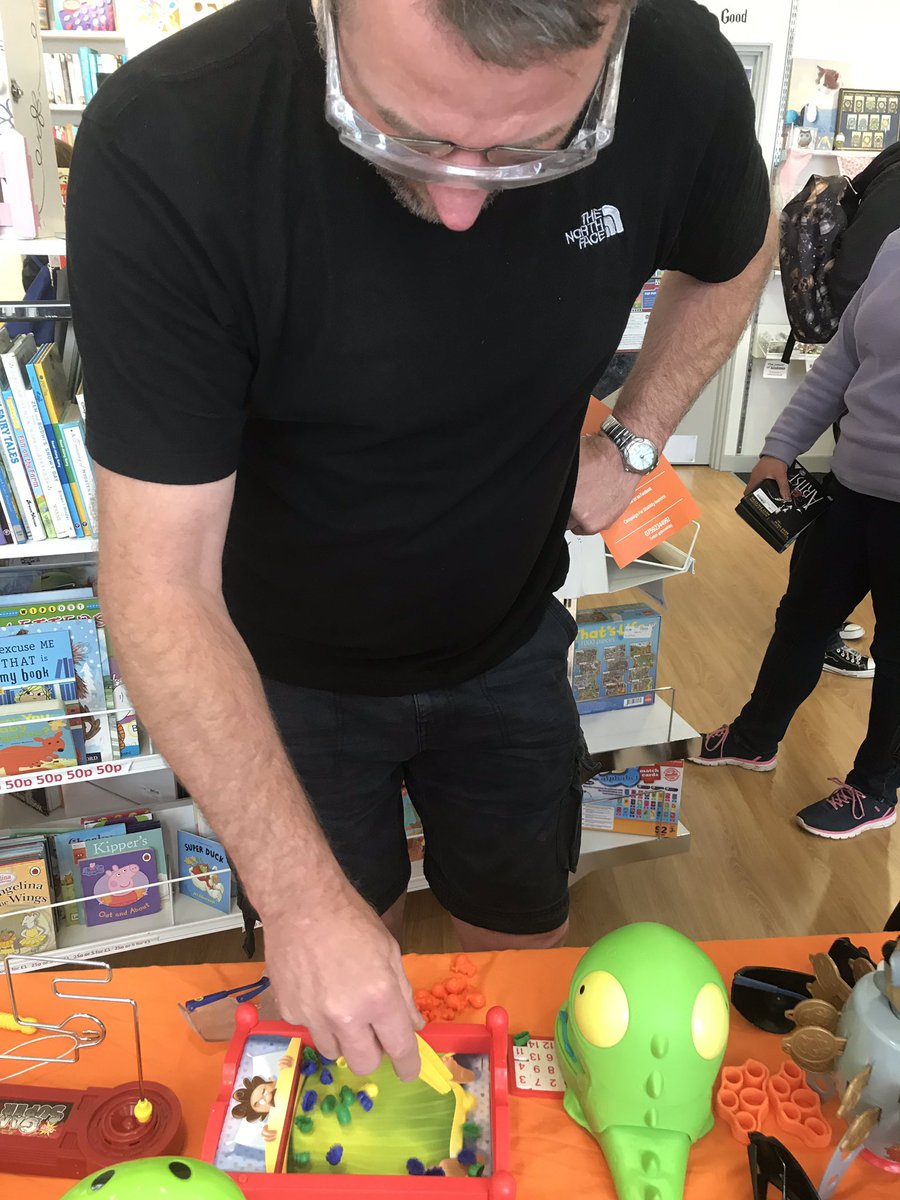 SharonTiday's tweet photo. Even adults can enjoy the activities while being given a powerful unique insight and understanding why invisible disabilities are very visible when it impacts your own body #MEAW19
#MEAwarenessmonth https://t.co/tJJqamGmO7