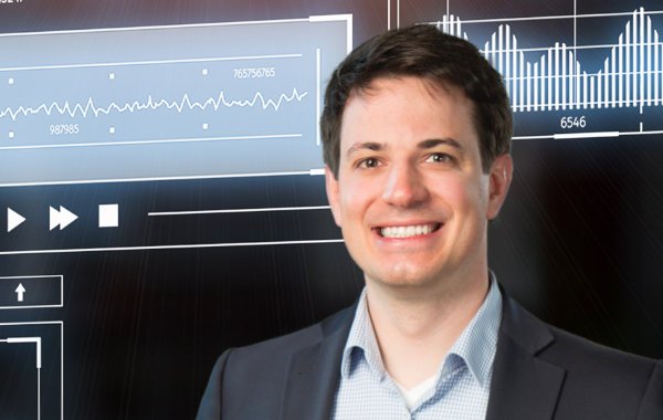 bitmovin's tweet photo. Unser CEO @slederer im Gespräch mit @MedienBulletin über drei Technologien die ein optimiertes Fernseherlebnis versprechen. #adaptiveStreaming #AV1 #PerTitleEncoding
Mehr dazu hier: https://t.co/7d7xY3Ya9q https://t.co/85Gq91HAZ8