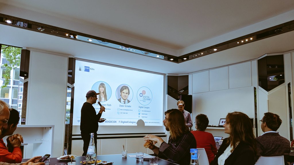 cdebruijn's tweet photo. Was gehört alles zur "Digitalen Präsenz im Web"? Ich freue mich als Expertin heute morgen in der @ihkkoeln mit Rat und Tat zur Verfügung zu stehen! Let's talk, @DigitalCologne! #digicgn #corporatekitchen #live https://t.co/OWaIbzWyGG