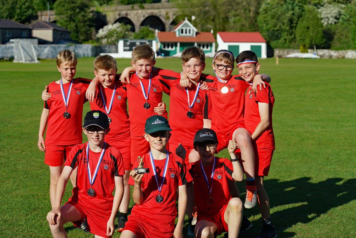IngletonPrimary's tweet photo. A huge well done to our Y5 &amp; Y6 Kwik-Cricket team!
They played superbly as a team, showed amazing sportsmanship and came within 3 runs of winning the 'Craven Qualifiers' tournament @SettleCC !
Also, congratulations to Tom, who won player of the tournament
#cricket #ingleton https://t.co/W12mxymcl8