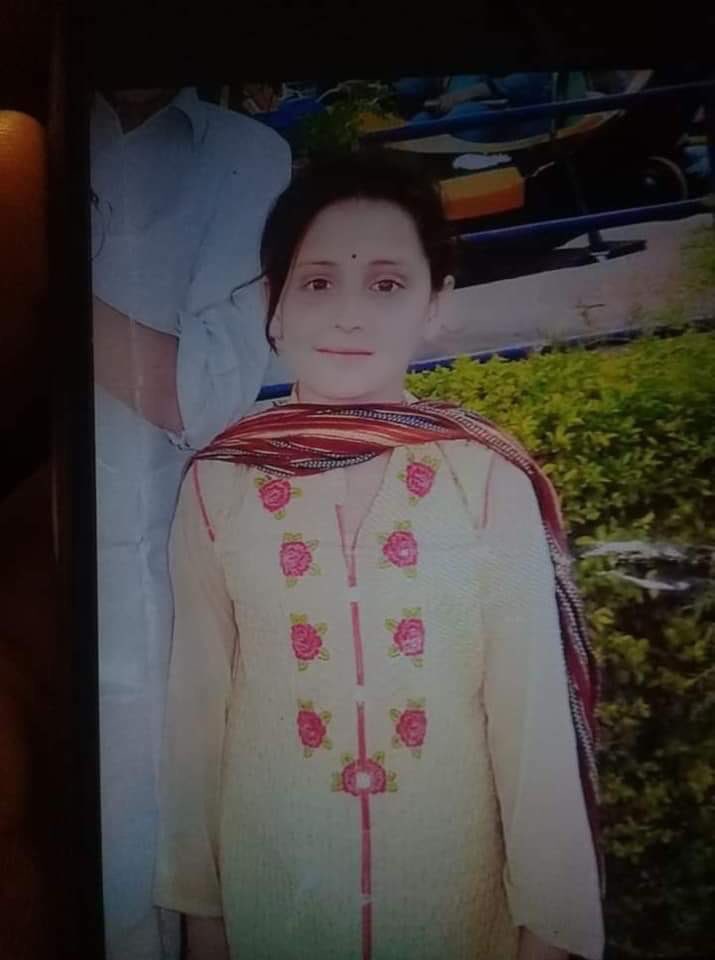 HaiderJarral6's tweet photo. #JusticeForFarishta
Extremely gutted &amp; broken over the brutally rape &amp; then killing of an innocent flower by the name of Farishta . She was kidnapped from her home in ISB. What kind inhuman souls existing in our Society. We demand immediate Justice! @ImranKhanPTI https://t.co/ypBVpUDl30