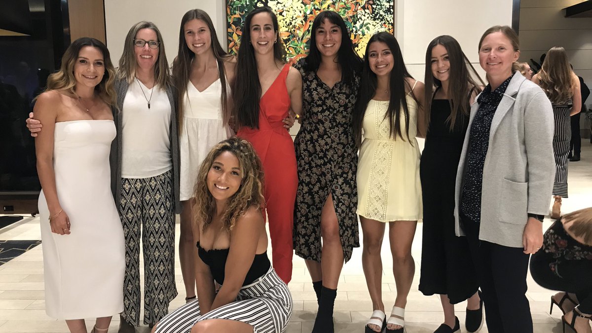 Just a few of our Scholar-Athletes who were honored tonight at the <a href="/UCLAAthletics/">UCLA Athletics</a> Scholar-Athlete Banquet. Special congrats to our award-winners <a href="/chloe_castaneda/">Chloe Castaneda</a> <a href="/Julia_JHE/">Julia Hernández</a> <a href="/danisatterwhite/">dani satterwhite</a> <a href="/hiyakaiya/">Kai</a>!
