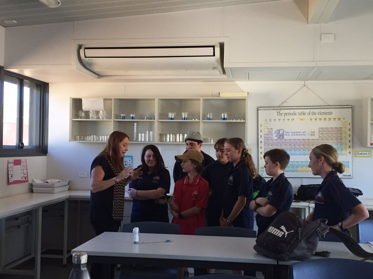 CoRELearnGrow's tweet photo. @ACARAeduau #Digitaltecnology into #CoRELearningModel at #TomPriceCoRE. Students are practicing with new technologies and ICT capabilities ahead of their Marble Bar Field Trip to collect data and images in preparation for their #therealclassroom activities. https://t.co/X2heweGyT8