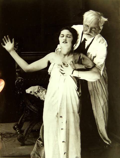 Mucha, Rockwell, Klimt & Elvgren.
Incredible artists with REFERENCE MODELS.