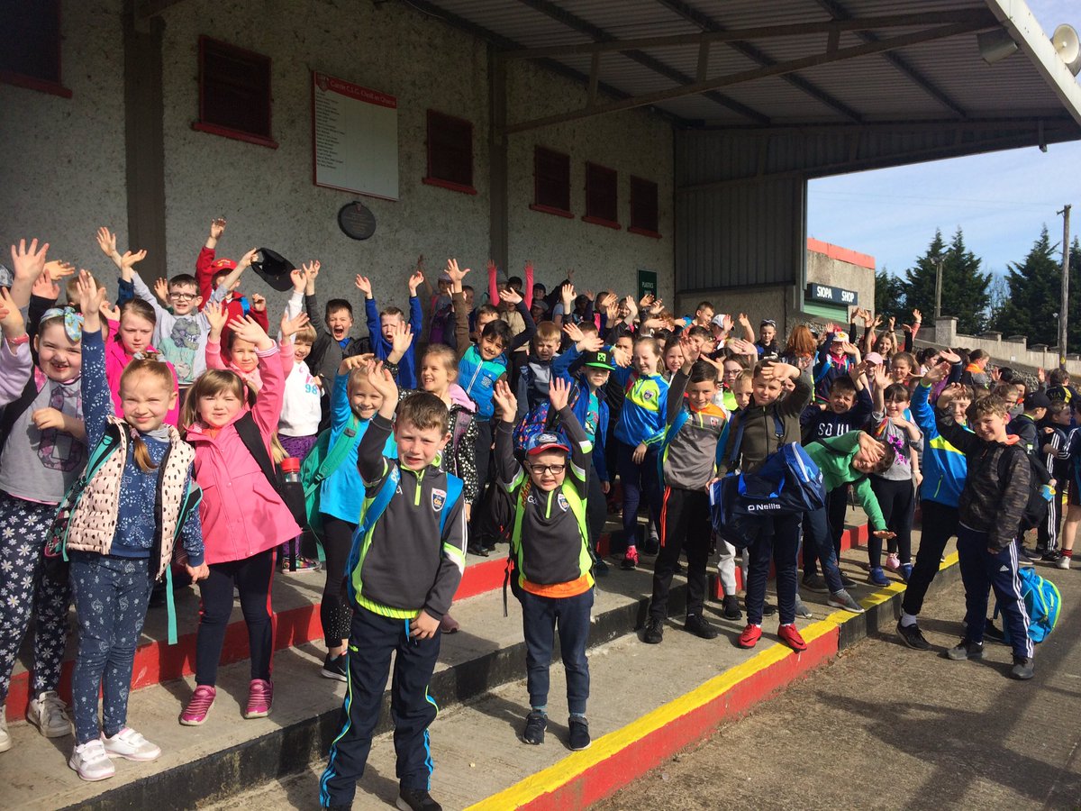 CrubanyNS's tweet photo. What a beautiful day for a school tour 🌞👏👍🏻                1st, 2nd, 3rd and 4th off to @NavanAdventure today.     Enjoy everyone 🏃‍♂️🏃‍♀️🥅🥎⚽️🎽🤾‍♂️ @KillygarryGAA66 https://t.co/GalO1g4NQc