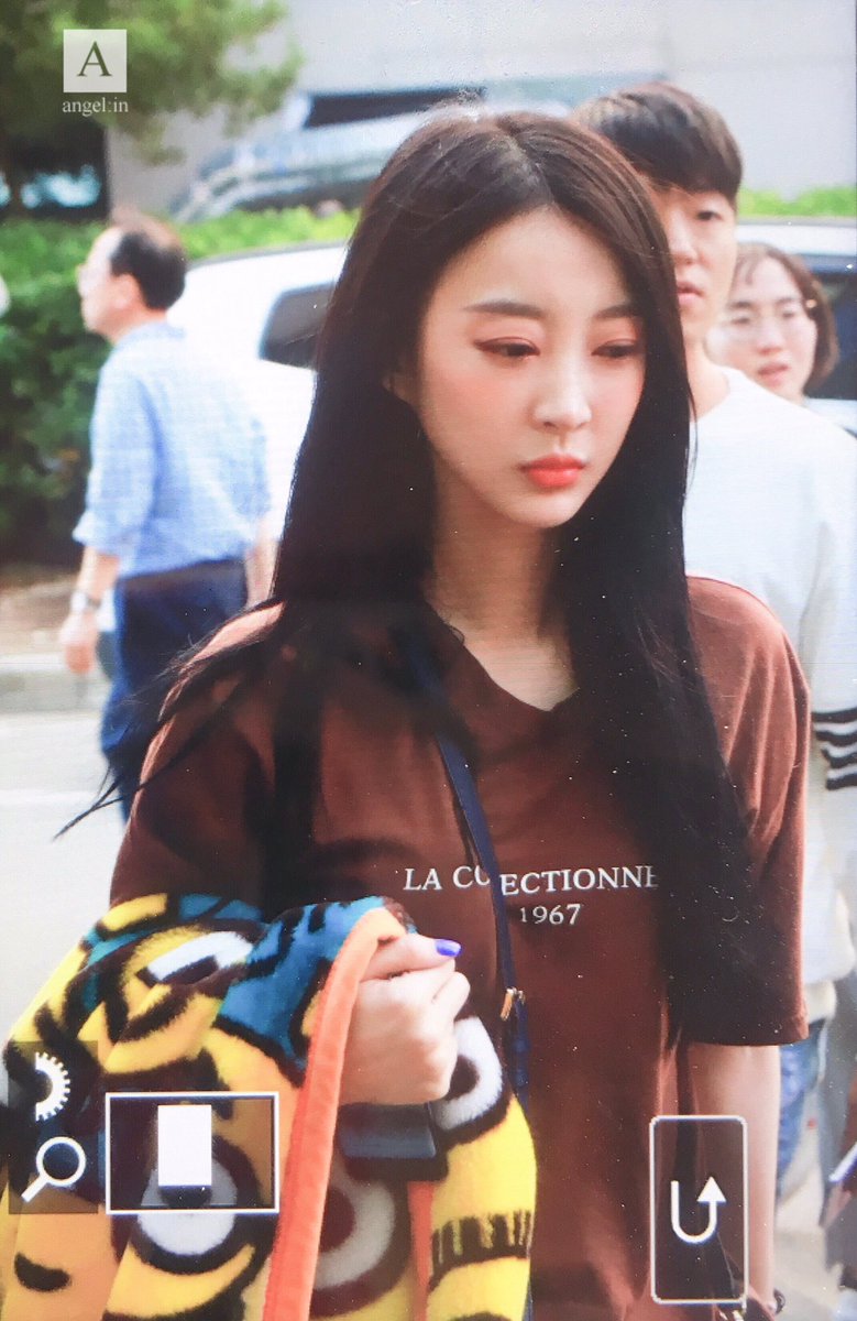 Angelin_0823's tweet photo. 190521 프리뷰
#EXID #혜린 #서혜린 #Hyelin
@EXIDofficial https://t.co/pk3DBqB8G6