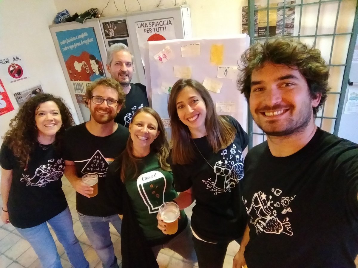 laurambvitale's tweet photo. @pintofscienceIT 
 
Primo giorno di Pos Kids :) 
Grandi risate e grandi scoperte. 
I laboratori di ludoscienza continuano domani e dopodomani, non mancate!

#pint19 #posnapoli #ludoscienza #napoli #poskids https://t.co/kWfptwLQG0