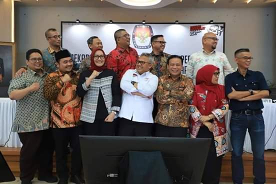 Mattsoe_'s tweet photo. Yaa ALLAH Yaa Malikal Mulk ...
Percepatlah BALASAN serta MAKAR-MU kepada mereka² yang telah berbuat KECURANGAN diatas bumi-MU ini.

Hanya pada ENGKAUlah, kami menyembah &amp; berserah diri, aamiin ..

#SaveOurDemocracy 
#RakyatTolakHasilPilpres https://t.co/VVeAtFpyfI