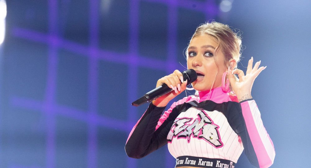 Оцените выступление #ZENA на #Eurovision2019 от 1 до 12 #Belarus #Gomel