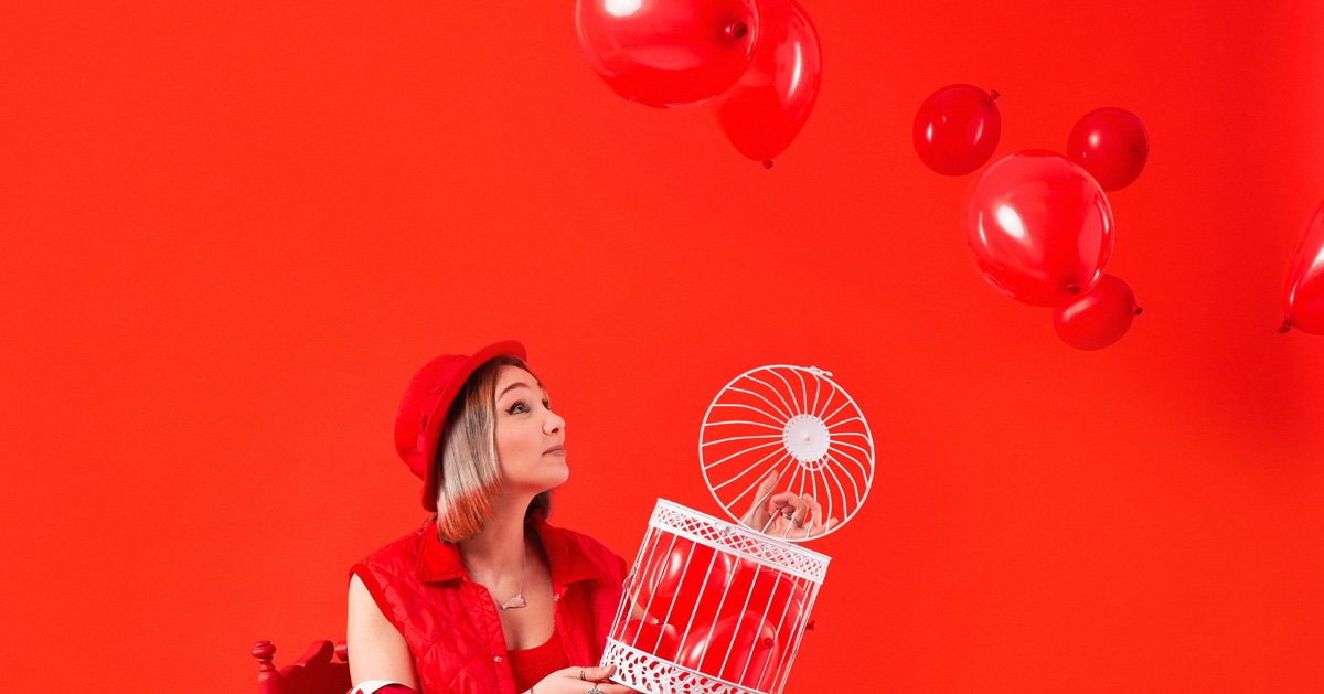 soundseuropean's tweet photo. Have you read our #interview with @claudiaApascoal? Waste no more time: get to know more about her right now! #10QuestionsFor #Portugal
https://t.co/4rSLzO1CQz https://t.co/TMtc5R9D95