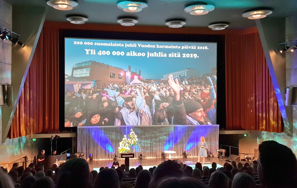 sinisuutari's tweet photo. Vuoden harmain päivä -kampanjasta kertyi paljonkin oppeja, ja jälkimittauksen (tulosten analysoinnin) tärkeyttä ei voi liikaa korostaa, sanoi @EevaIgnatius. Ilmeisesti kertyi niitä tuloksiakin 👍 #MeltwaterSummit https://t.co/4oJE8HSjHp