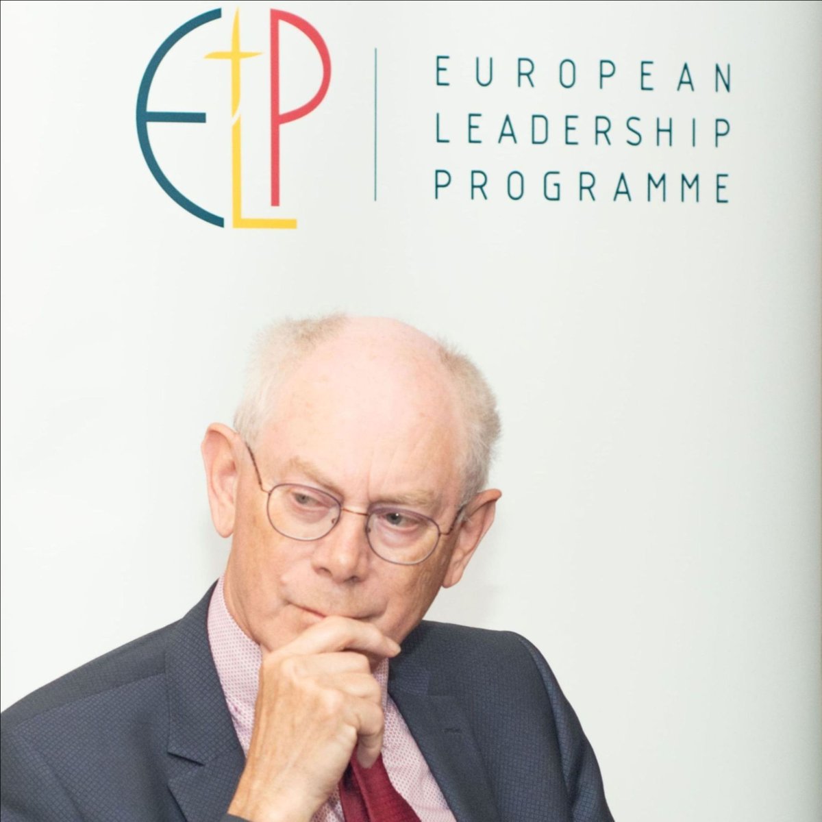 EuropeanJesuit's tweet photo. Read the last edition of the Leadership Post here 👉 https://t.co/oXA24nFhBt
This month is dedicated to the European Leadership Programme that will start again in October. Applications are now open: https://t.co/oXA24nFhBt
Enjoy!
#TheLeadershipPost #EuropeanLeadershipProgramme https://t.co/hKyaf4hVEA