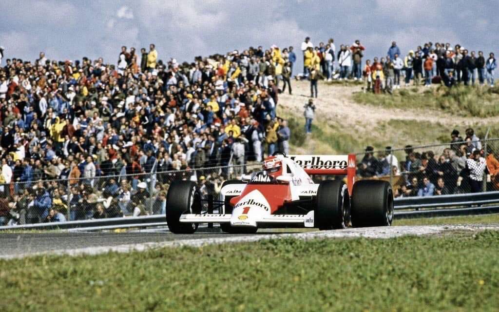 forza_arjan's tweet photo. RIP Legend #nikilauda #f1 #legend #zandvoort https://t.co/lMC1NzkJ7u