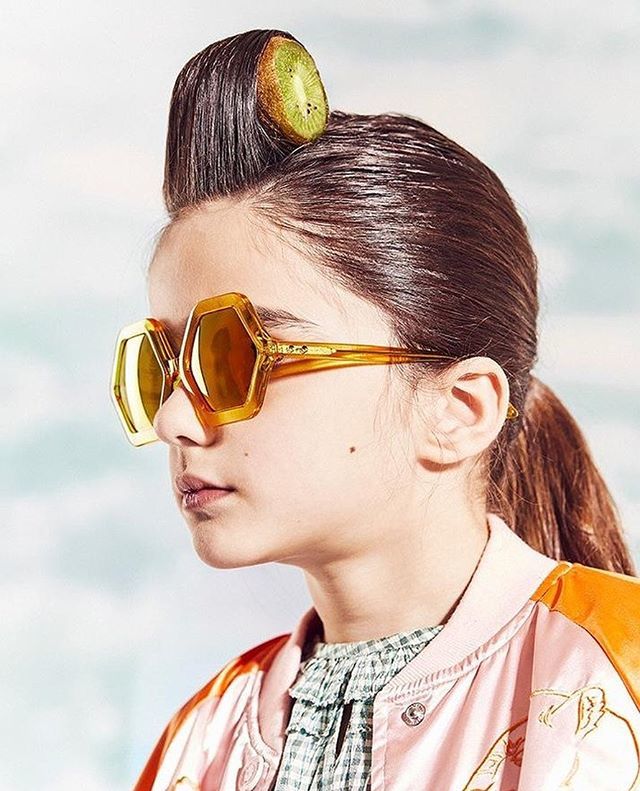 sons_daughters's tweet photo. GOLDEN HOUR 🌻 in our Honey Yellow Jelly! Amazing 📷 of Eliza from @kidslondon featured in @scimparellomagazine ❤️ photo @loljohnsonphotography from @angeliandco Styling: @yvadney from @roxyandjackphotography HMU: @sophiem.mua from @eramanagement
.
.
.… https://t.co/I3mUwxnTeF https://t.co/BSJtgeNac3